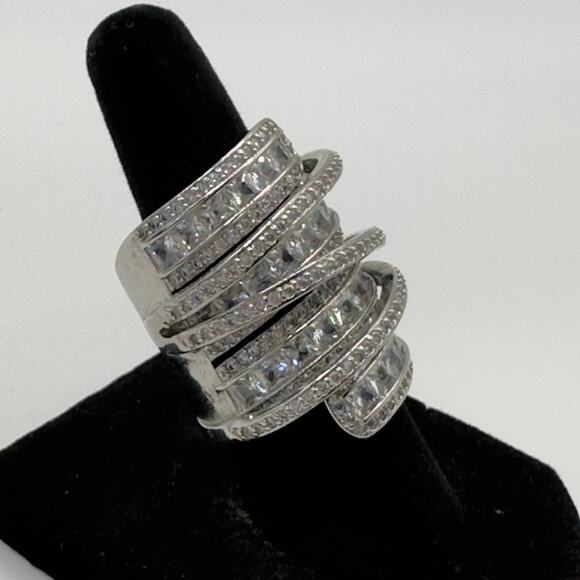 Silver Tone & CZ Statement Ring The Lubiana Size 5.5 - Picture 4 of 8